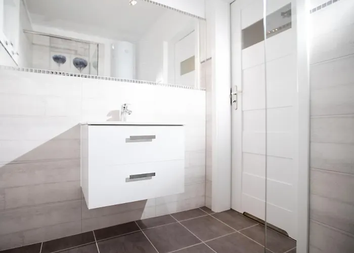 Baltic Stone * Rewal